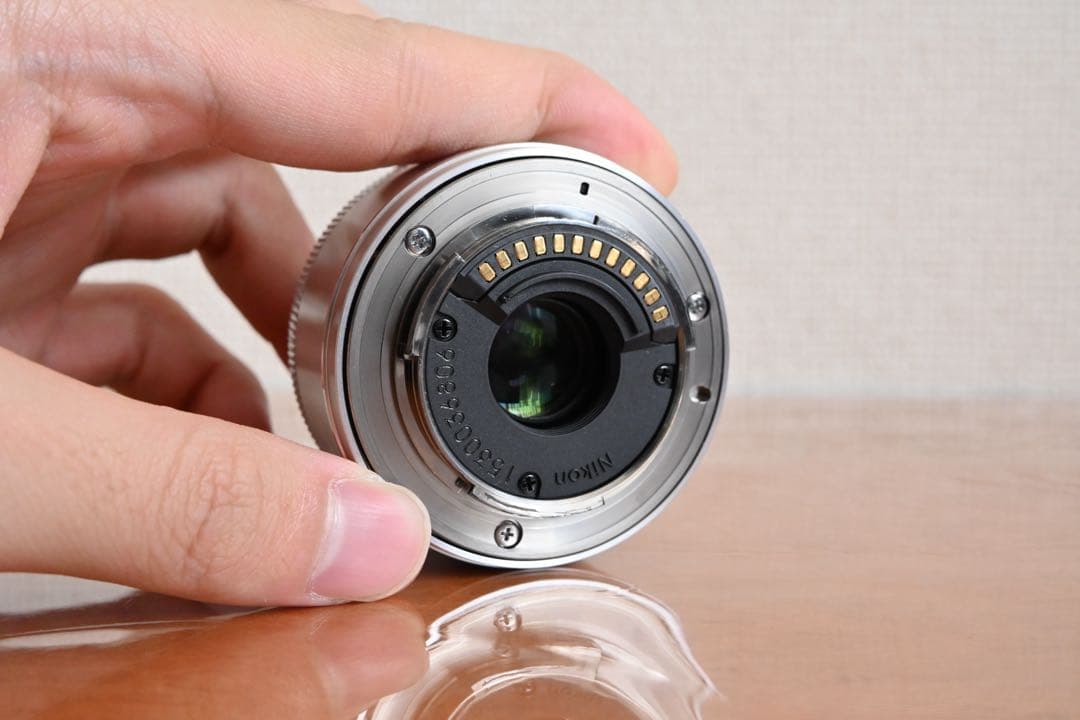 【美品】Nikon 1 J1 (F1.8単焦点＆望遠レンズ/電池3個)