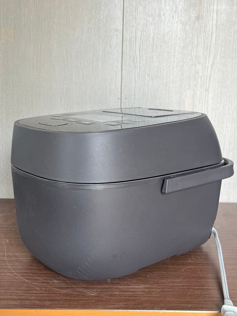 Panasonic SR-M10E3 IH炊飯器 5.5合 2023年製 綺麗