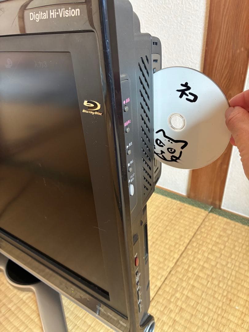 液晶テレビ26インチAQUOS SHARP Blu-ray内蔵LC-26DX1