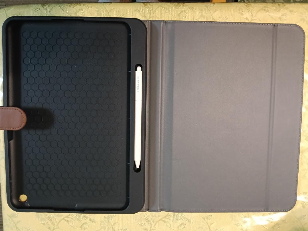 美品 スマイルゼミタブレット SZJ-JS203 ペン・カバー付 初期化解約済