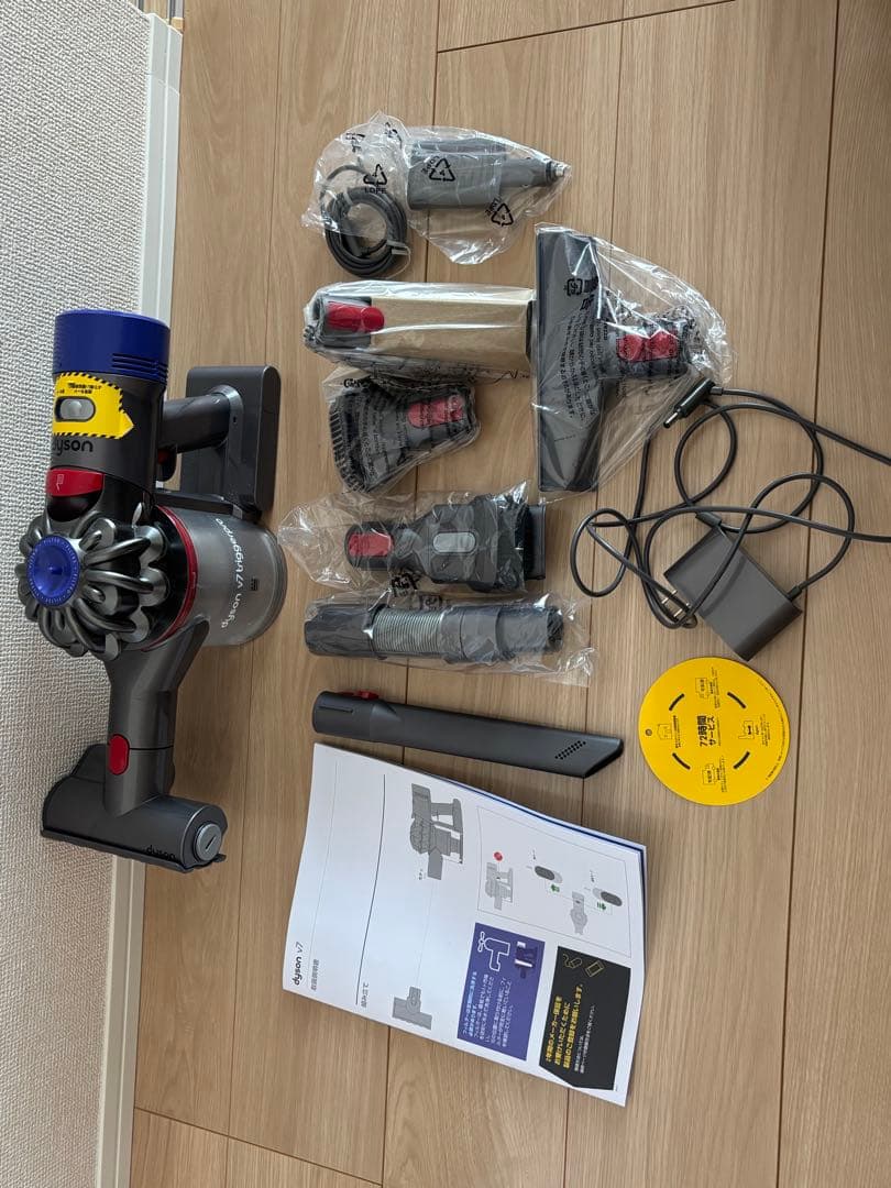 Dyson v7 triggerpro ハンディクリーナー