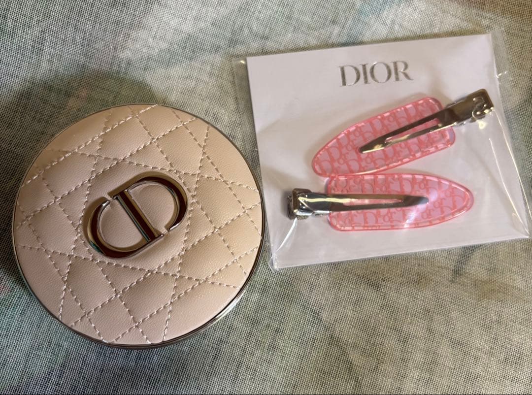 DIOR ディオールスキンフォーエヴァー ヌードラディアントフィルター 00