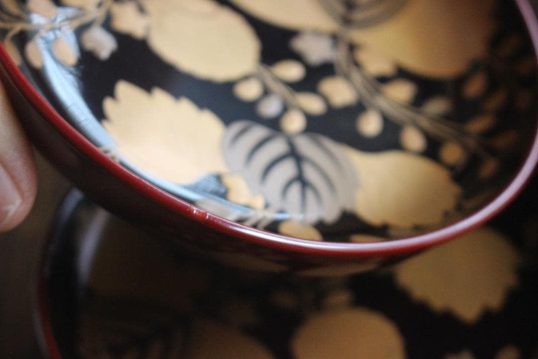 デッドストック！極上紅溜に優美な桐花蒔絵の映えるお椀2点（検輪島塗京塗煮物椀