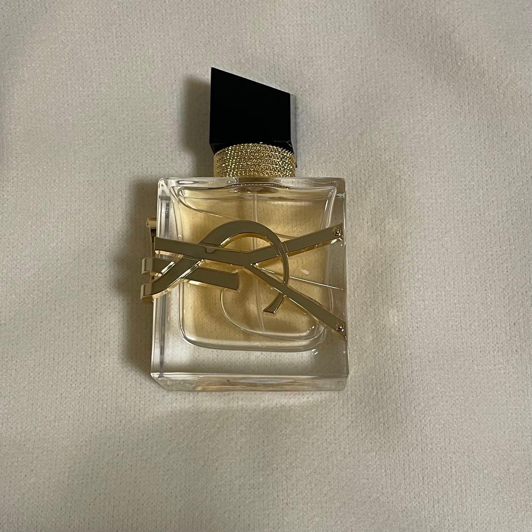 【新品未使用】イヴサンローラン 香水 リブレ オーデパルファム 30ml