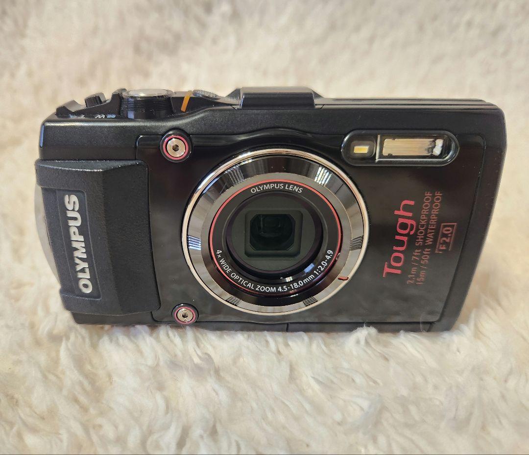 オリンパスSTYLUS TG-4 Tough レッド