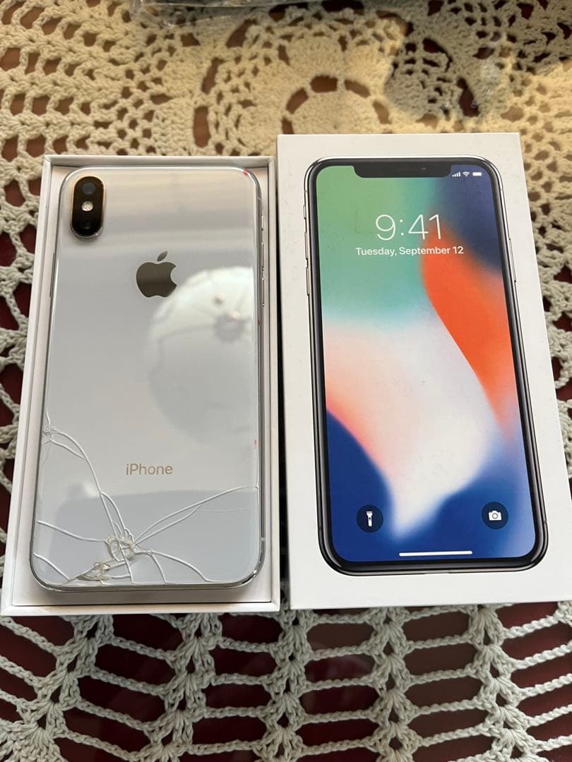 iPhone X シルバー 256GB iPhone10 安心データ消去利用