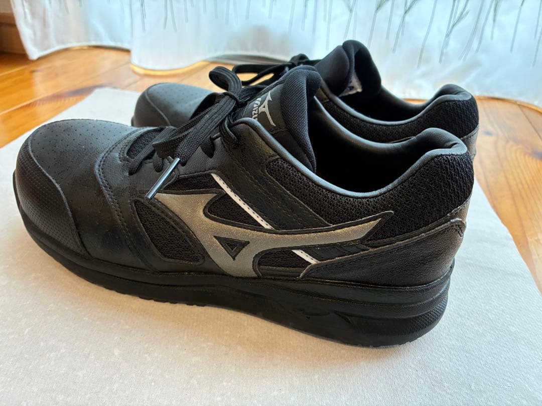 MIZUNO 安全靴　25㎝　ブラック　軽量 LSII 11L JSAA