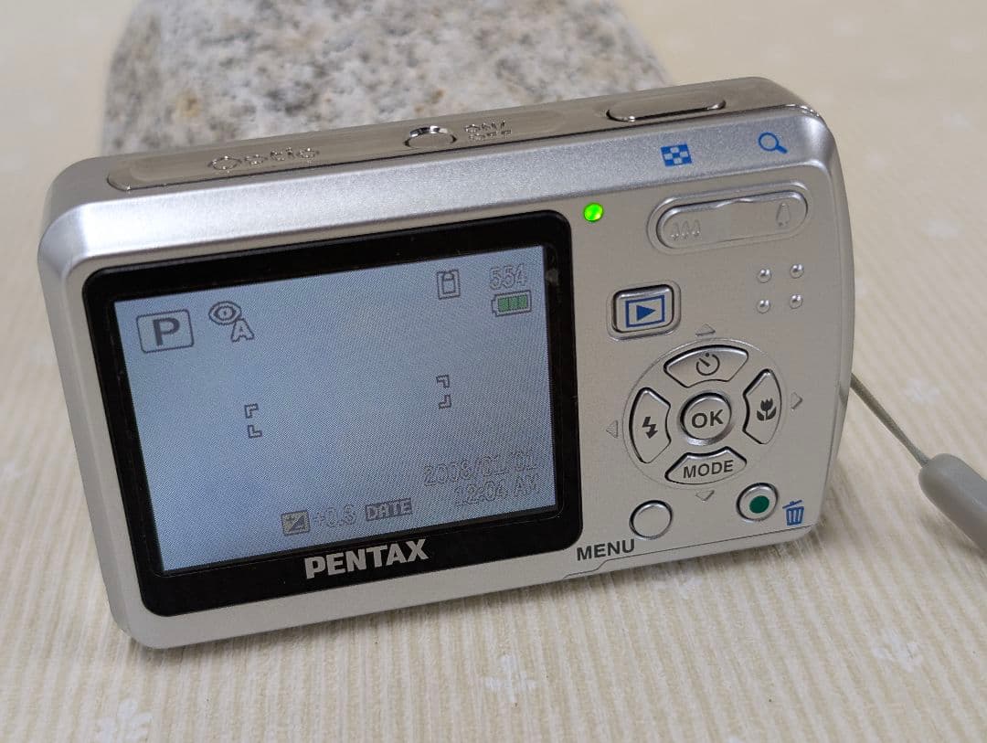 PENTAX Optio E50 8.1メガピクセル コンパクトデジタルカメラ