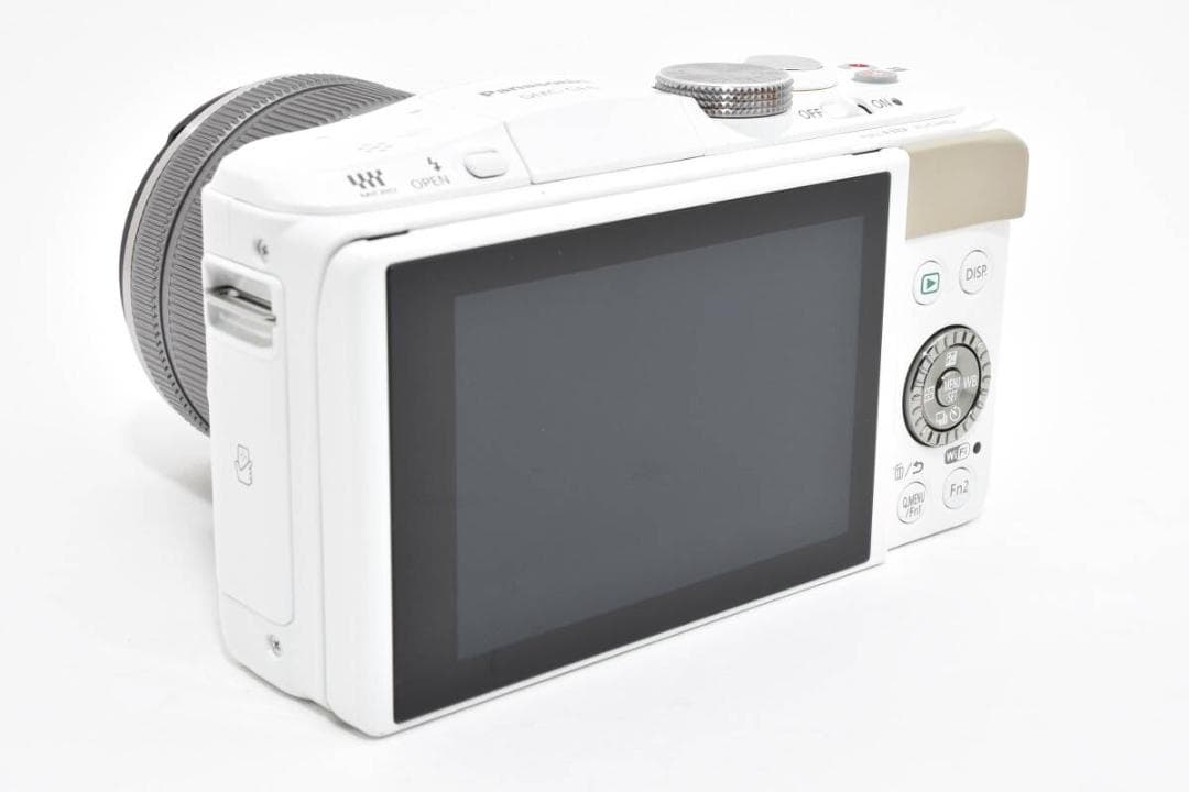 【訳あり品】Panasonic LUMIX DMC-GF6 + レンズキット