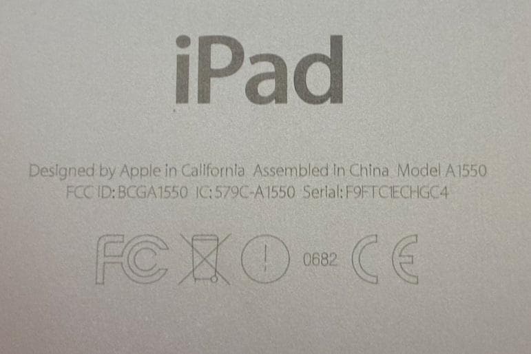 Apple iPad mini 4 (A1550) シルバー Cellular版