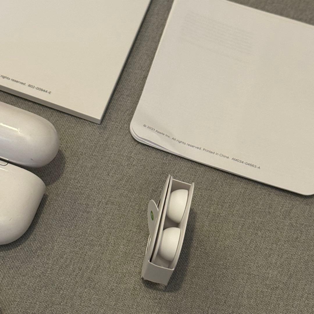 AirPods Pro 第1世代箱イヤーチップ付き MLWK3J/Aイヤーピース