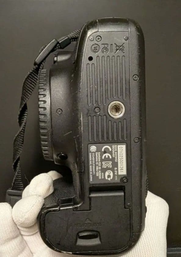 【動作良好・ベタつきなし】Canon EOS 6D ボディ