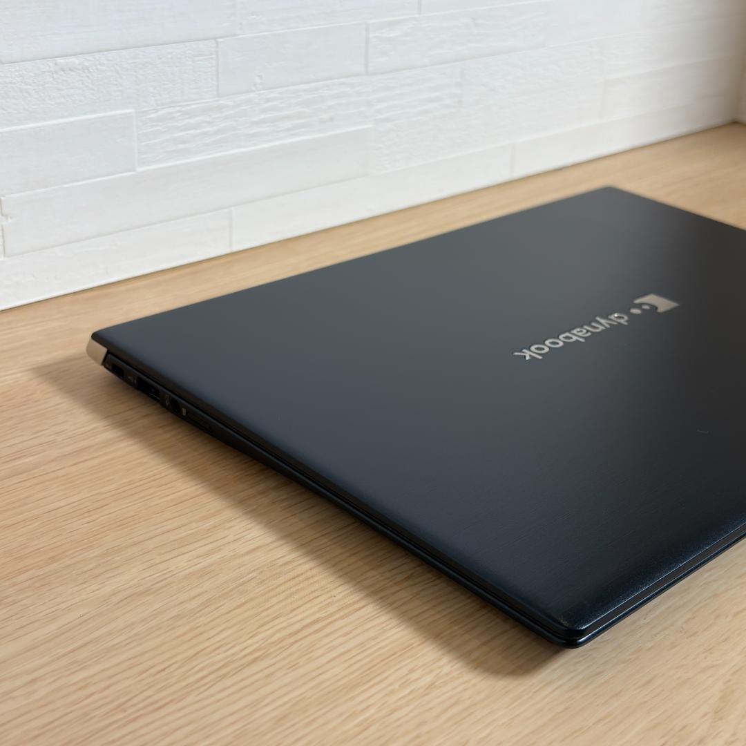 Dynabook　10世代i5　高年式　極美品　AI搭載　SSD　オフィス　38