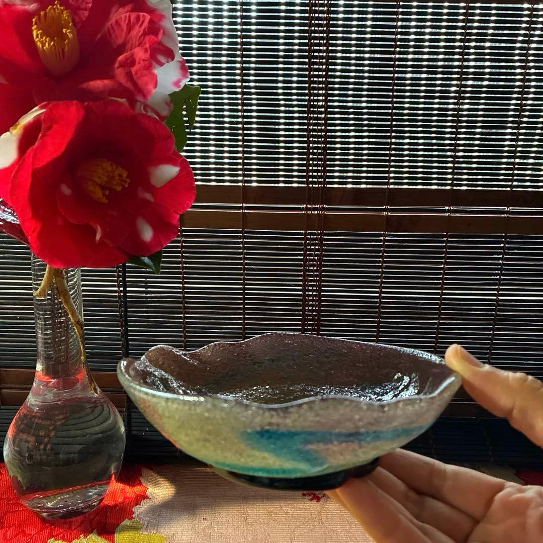 骨董　琉球ガラス　工芸ガラス　現代の名工　稲嶺盛吉　３色泡ガラス　小鉢 １客限り
