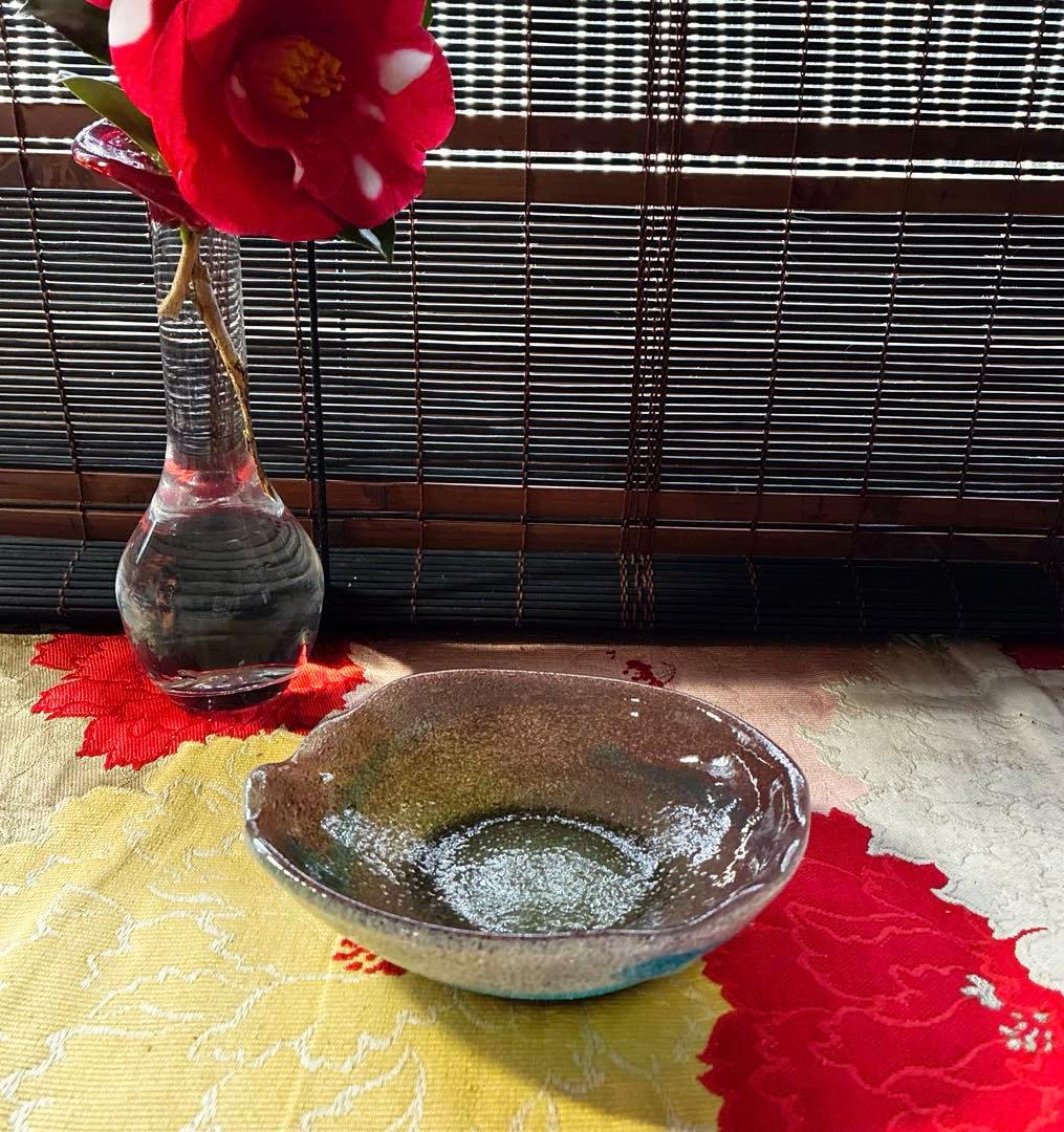 骨董　琉球ガラス　工芸ガラス　現代の名工　稲嶺盛吉　３色泡ガラス　小鉢 １客限り