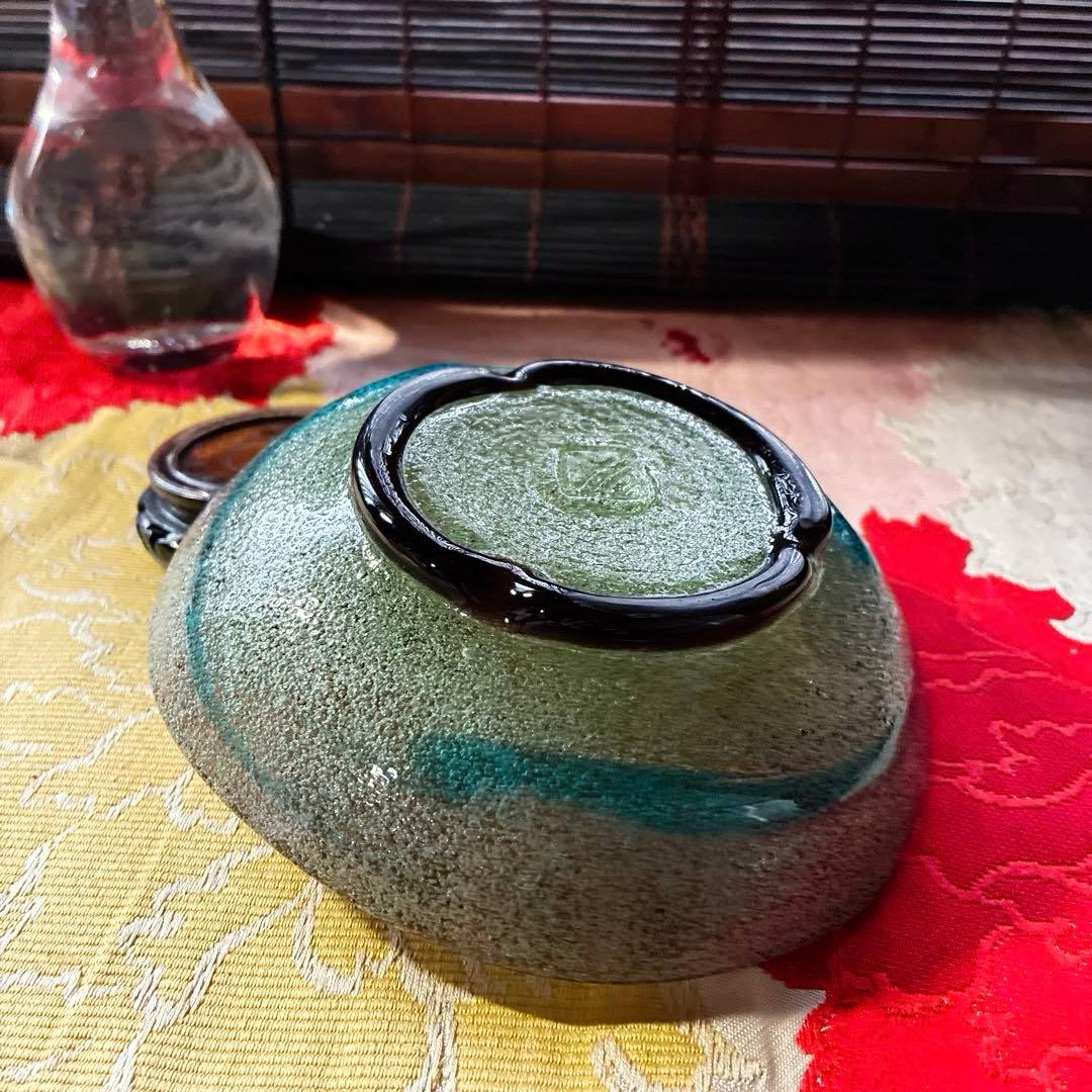 骨董　琉球ガラス　工芸ガラス　現代の名工　稲嶺盛吉　３色泡ガラス　小鉢 １客限り