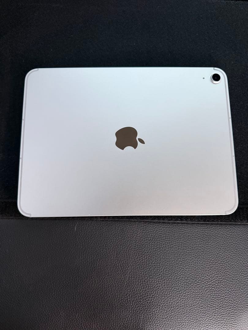 Apple iPad 11世代シルバー 本体セルラー128GB
