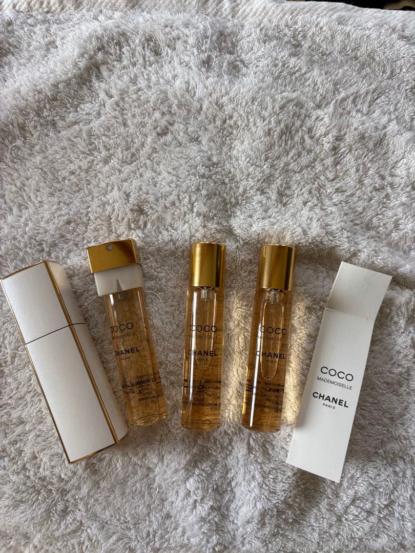 CHANEL ココマドモアゼルオードゥパルファムアンタンスミニツィスト＆スプレイ