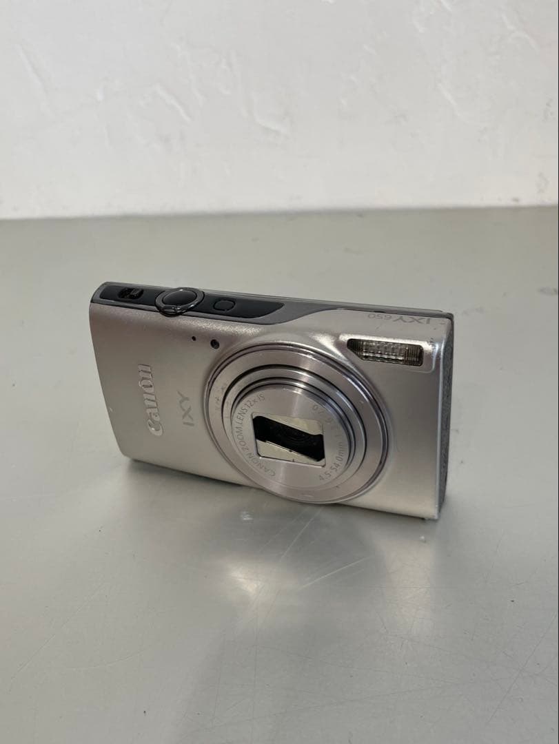Canon IXY 650 シルバー デジタルカメラ 説明書・充電器付き　訳あり