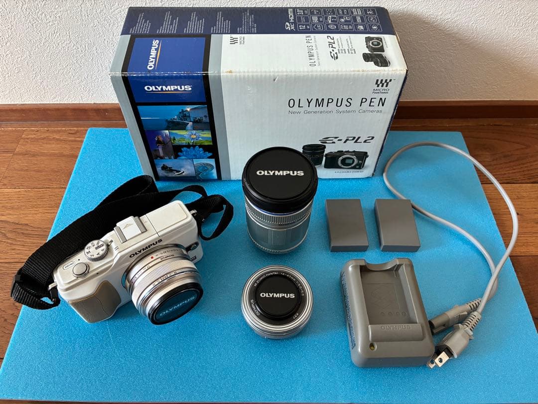 OLYMPUS PEN E-PL2 ダブルズーム　パンケーキ レンズ セット