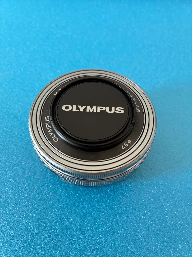 OLYMPUS PEN E-PL2 ダブルズーム　パンケーキ レンズ セット