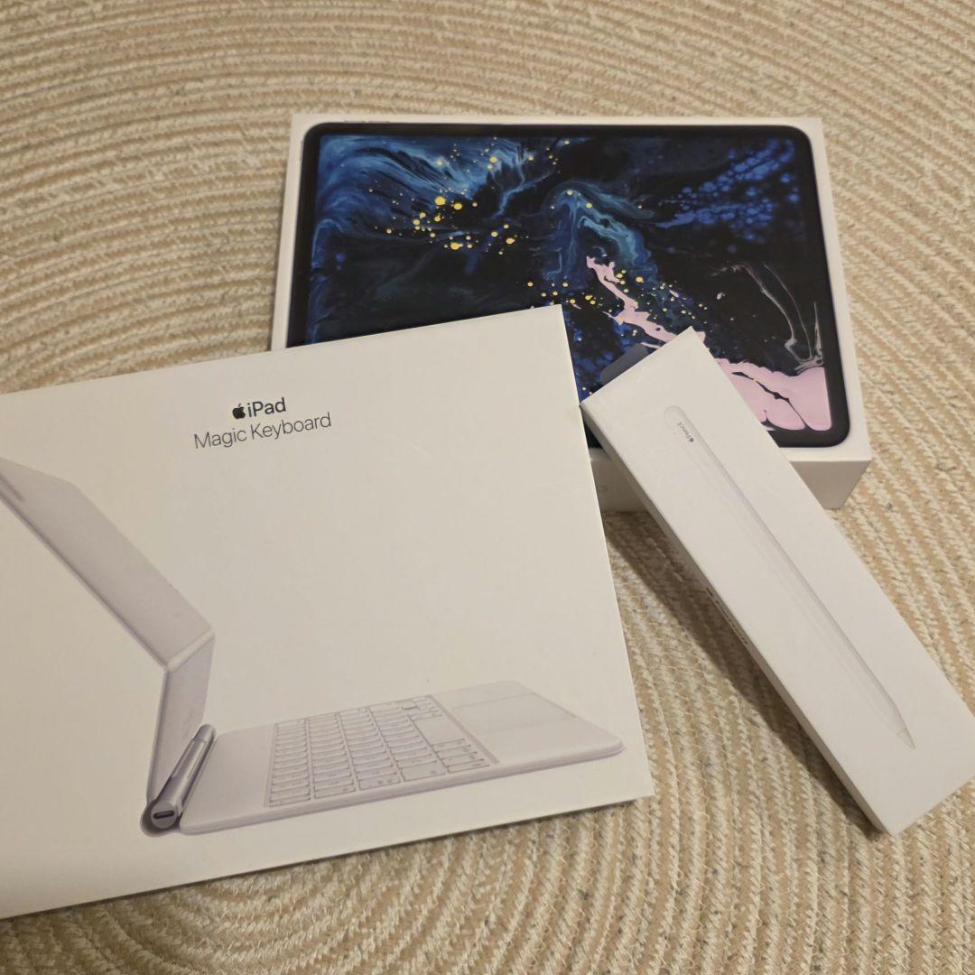 【純正フルセット】iPad Pro 11インチ／キーボード／ペンシル