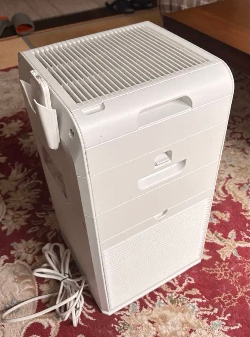 DAIKIN 空気洗浄機MC55ZKS-W 2023年製 (箱、取扱説明書なし)