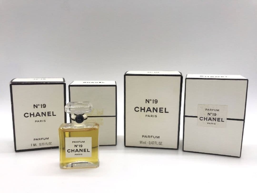 未使用 香水 シャネル CHANEL No.19パルファム14ml 7ml 2点