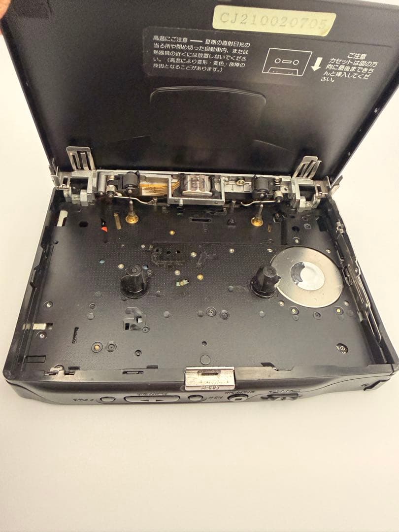 ジャンクアイワAIWA HS-PX610カセットプレーヤー 乾電池アダプター付F