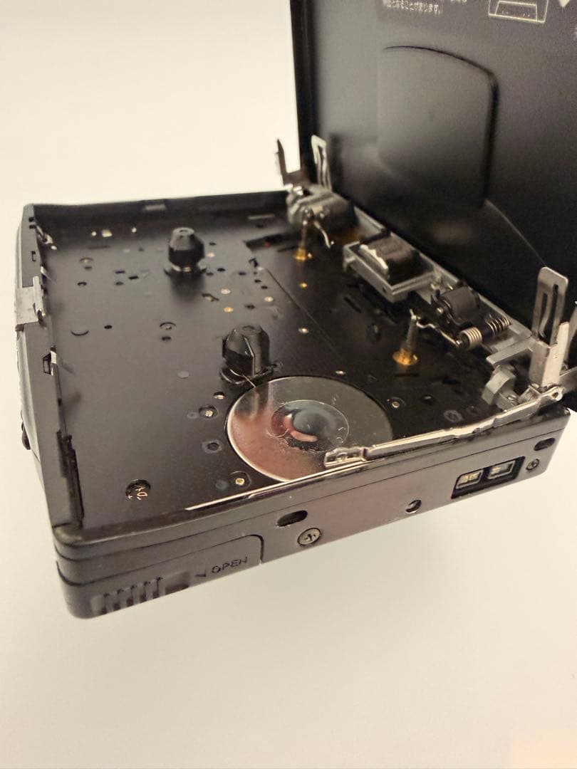 ジャンクアイワAIWA HS-PX610カセットプレーヤー 乾電池アダプター付F