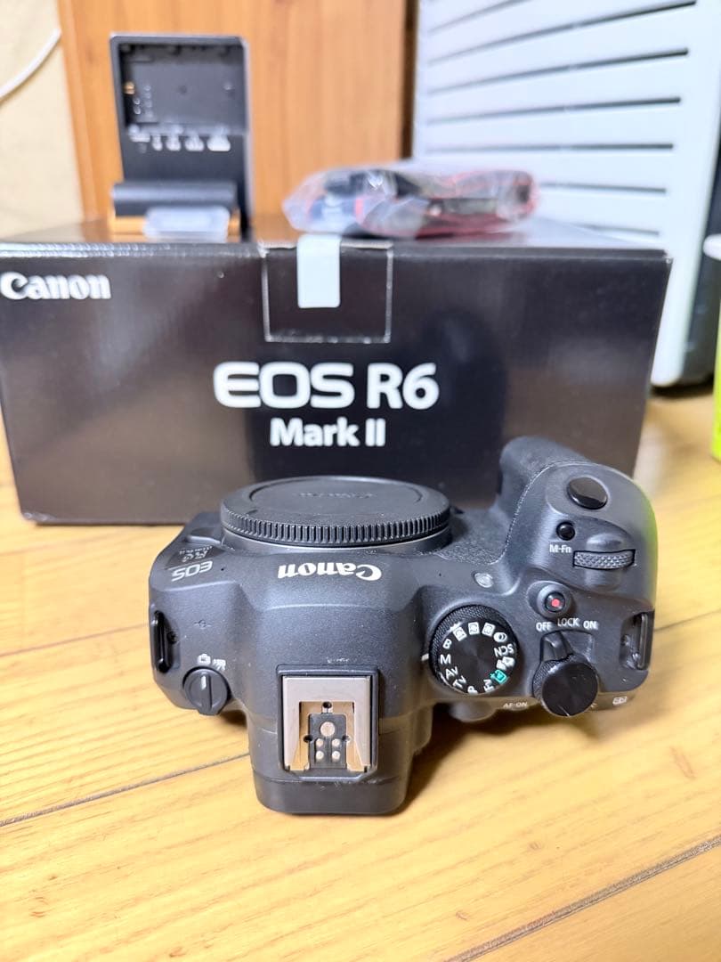 Canon EOS R6 Mark2 ミラーレスカメラ 128Gメモリー付き