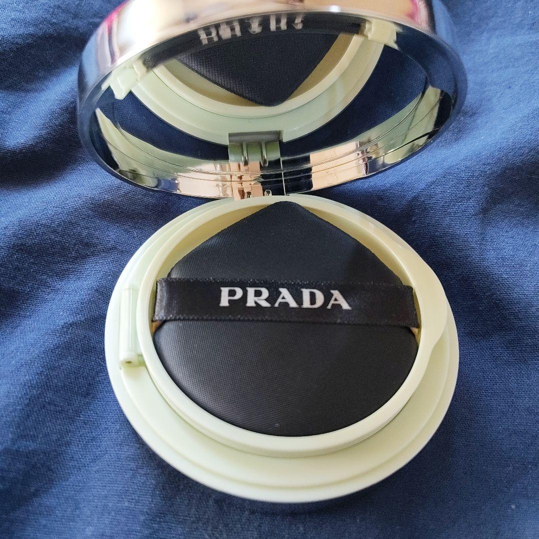 PRADA リヴィール メッシュ クッション ファンデーション