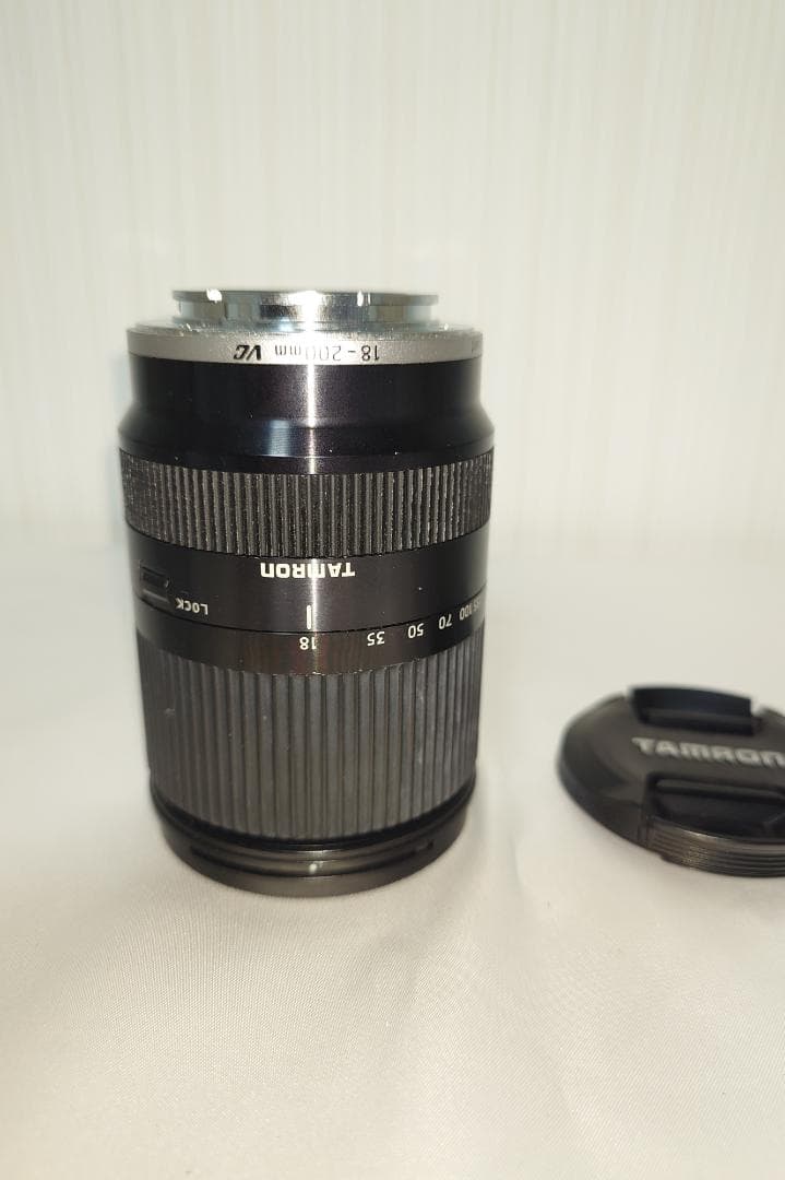 【値下げ】TAMRON 18-200mm f/3.5-6.3 VC ズームレンズ