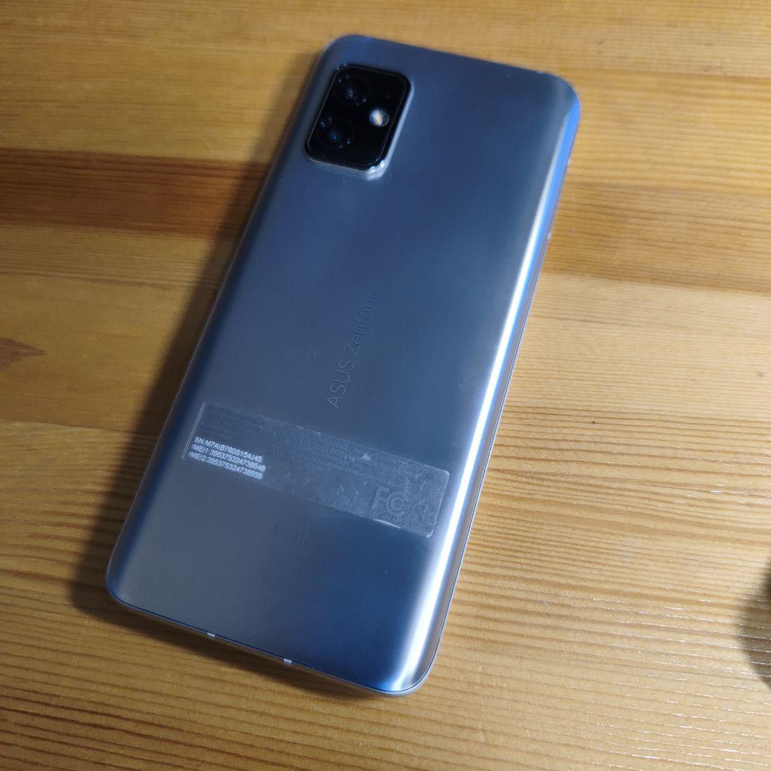 zenfone8　8GB　128GB　シルバー　中古