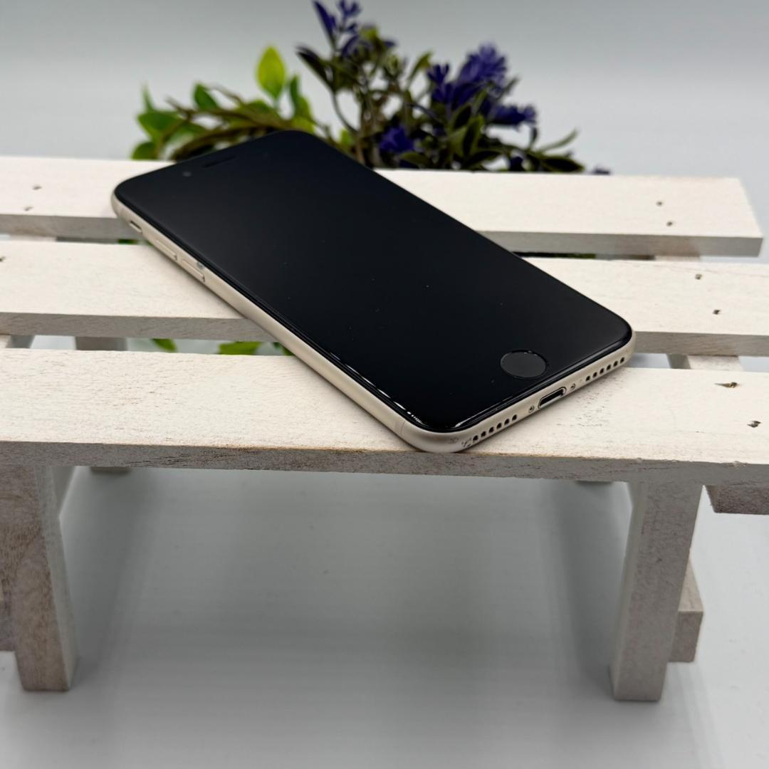 iPhone SE第3世代 64GB スターライト 426