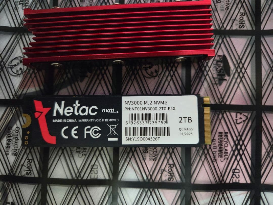 Netac NV3000 M.2 SSD 2TB ヒートシンク付き