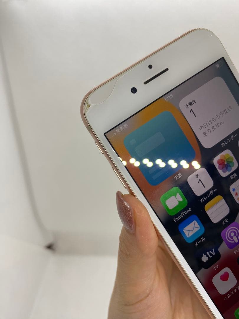 Iphone 8 64GB Sim フリー　22703