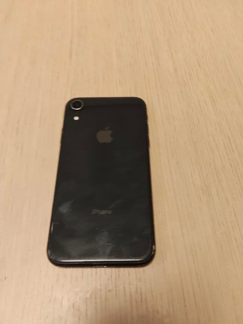 Apple iPhone XR ブラック 画面にひびあり