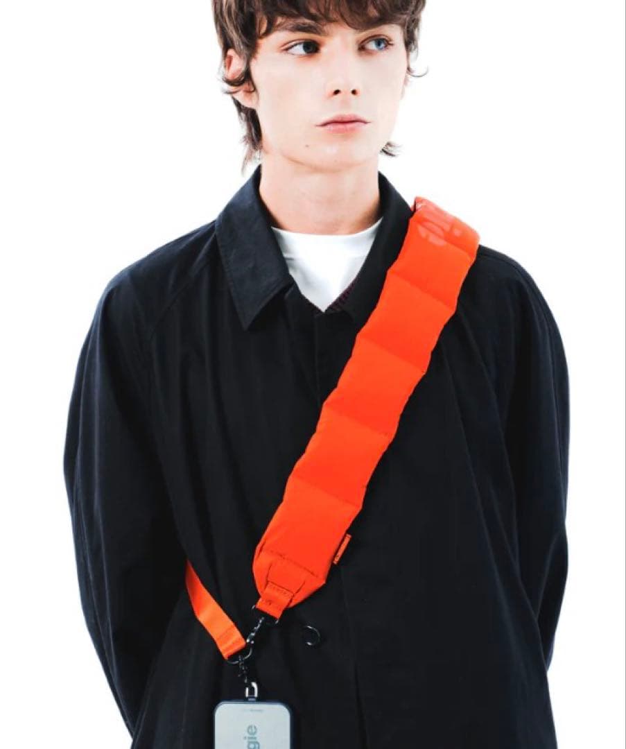 Topologie Red◾️ Puffer Strap（パファー ストラップ）