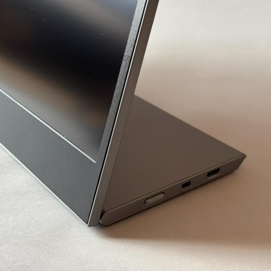 Lenovo L15 Mobile Monitor 15.6インチ