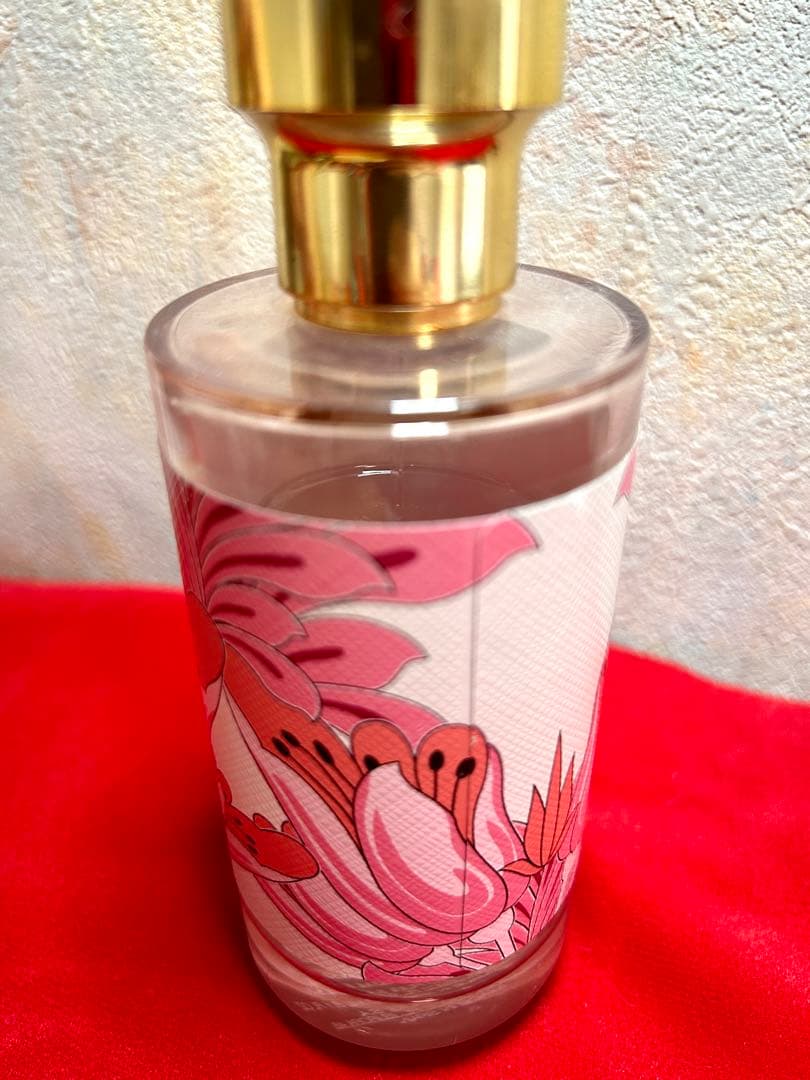 プラダ　香水　限定品　完売品　稀少　PRADA