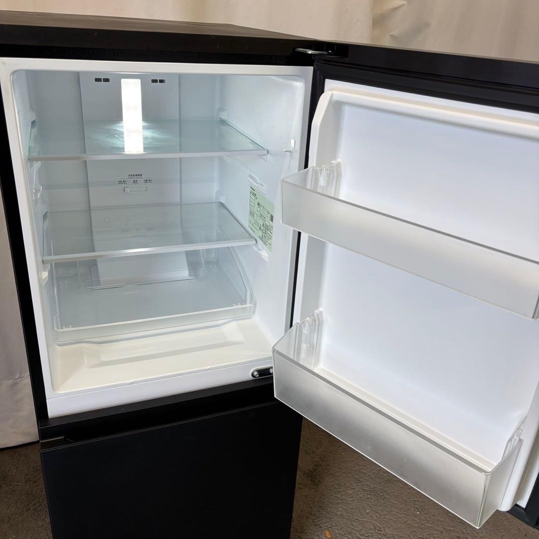 ★100　冷蔵庫　パナソニック　23年製　右開き　一人暮らし　黒　送料無料