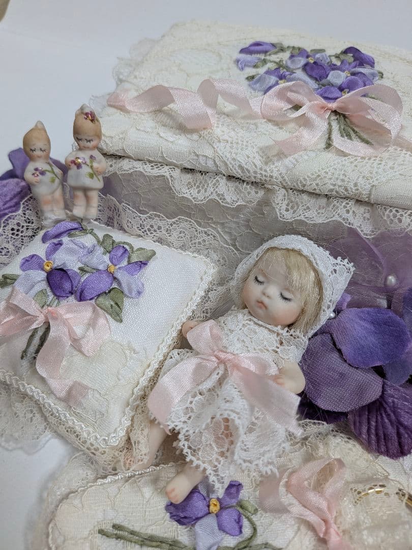 ★ちびくま工房　小さなbebeのスミレの小箱　　リボン刺繍