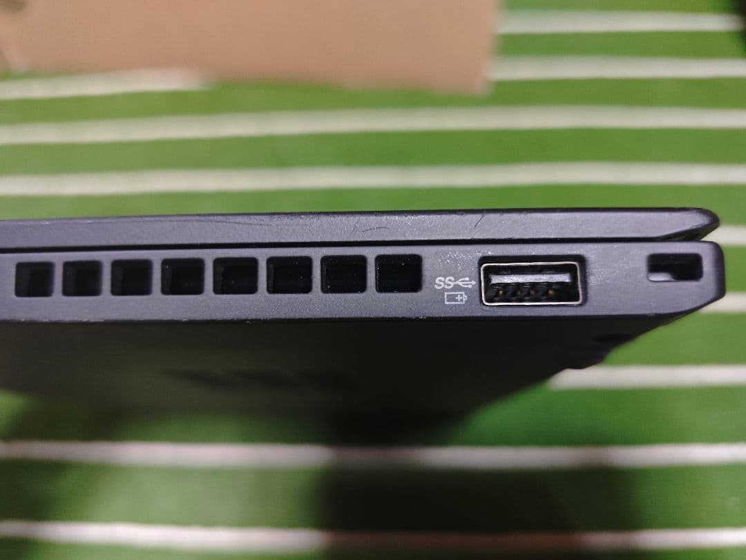 【本体のみ】ThinkPad X1 Carbon 8GB 2016年モデル