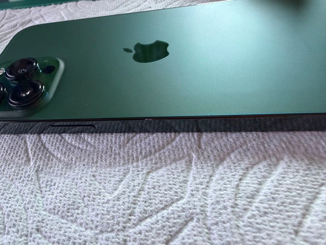 【中古】iPhone13promax アルパイングリーン 256GB