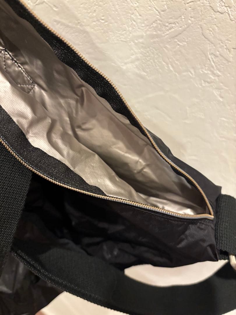 週末価格！レスポートサック　エッセンシャルコレクション