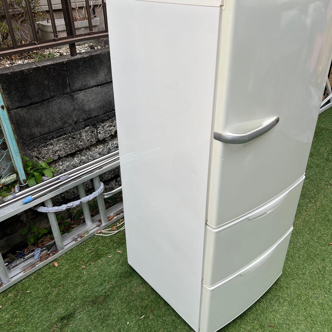 【横浜市内配達】AQUA　3ドア　264L 冷蔵庫　AQR-261B