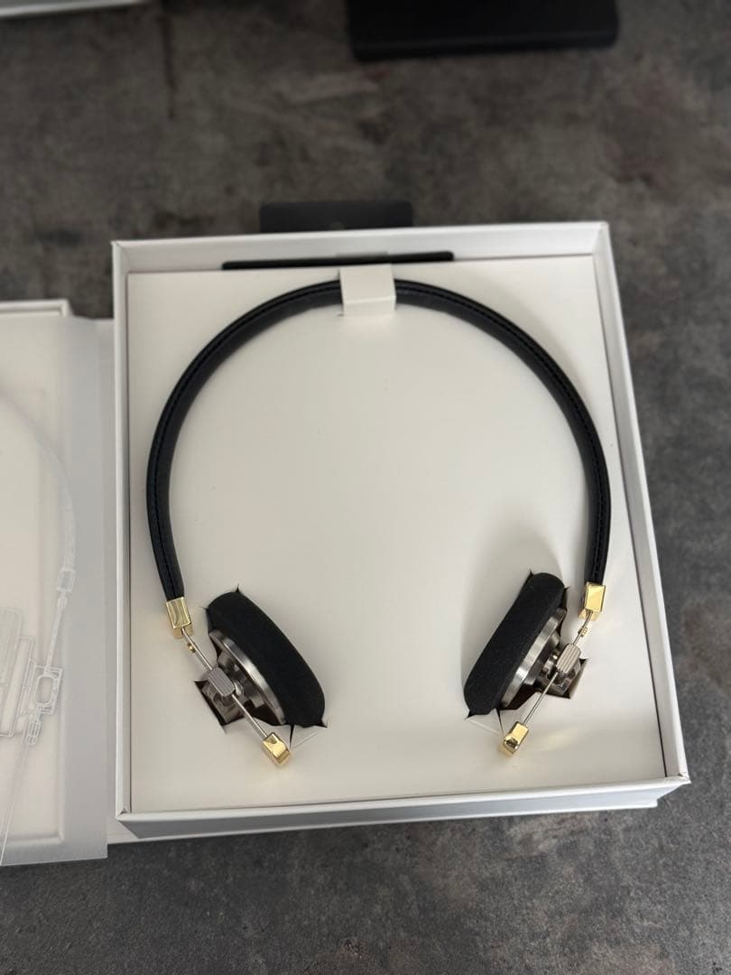 ROSE TECHNICS 有線ヘッドホン【DISTANT MOUNTAIN】