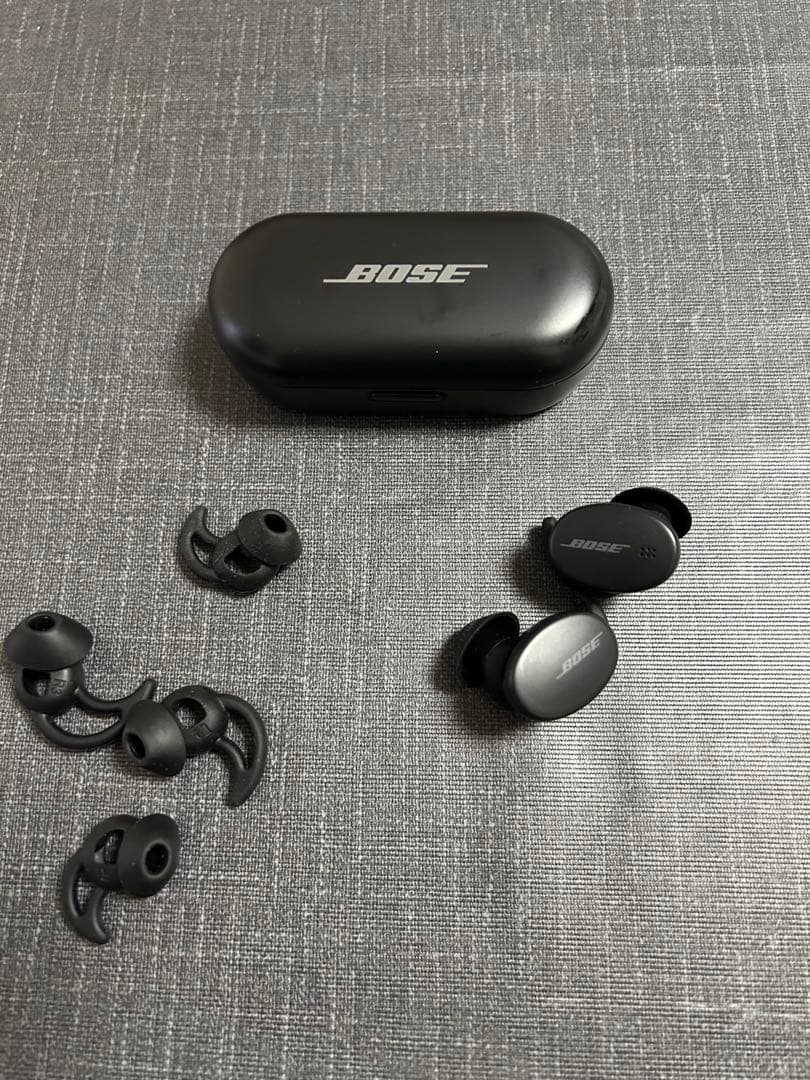 Bose Sport Earbuds ブラック 充電ケース付き　工場再生品