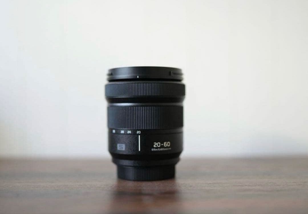 【土日限定】230,000円→210,000円LUMIX S9 レンズ2本 等